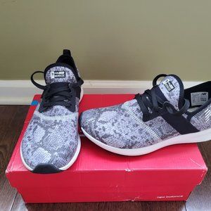 7.5 New Balance | Black & Air Blue NB Nergize Sport Sneaker - Women Snake Print